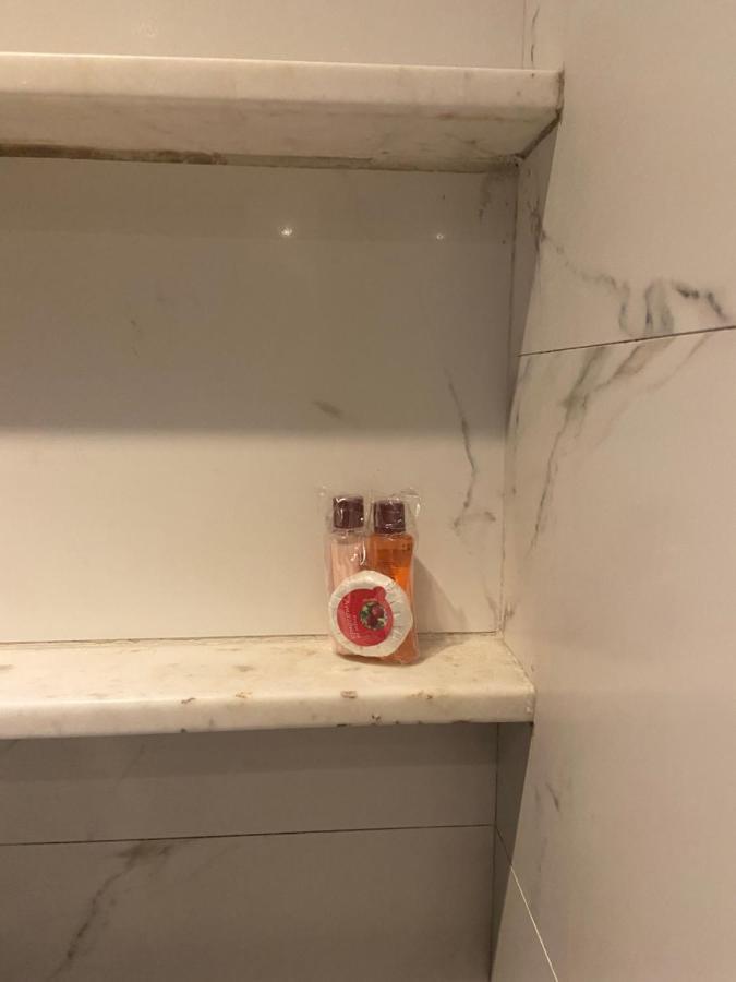 Na Pajucara Em Frente As Piscinas Naturais *