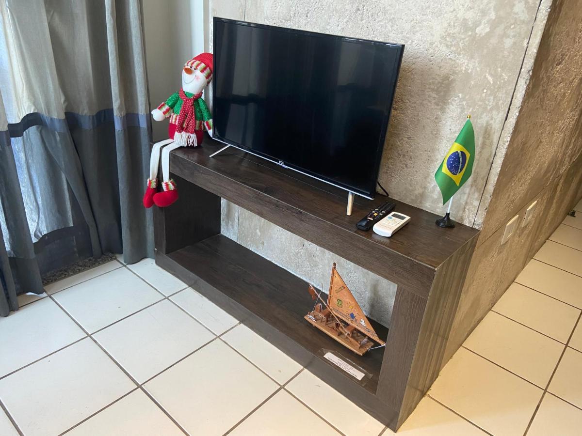 Na Pajucara Em Frente As Piscinas Naturais * Maceio (Alagoas)